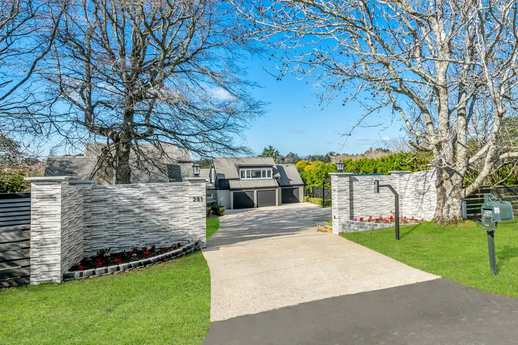 East Tamaki Heights 4房  Timeless elegance meets Kiwi living