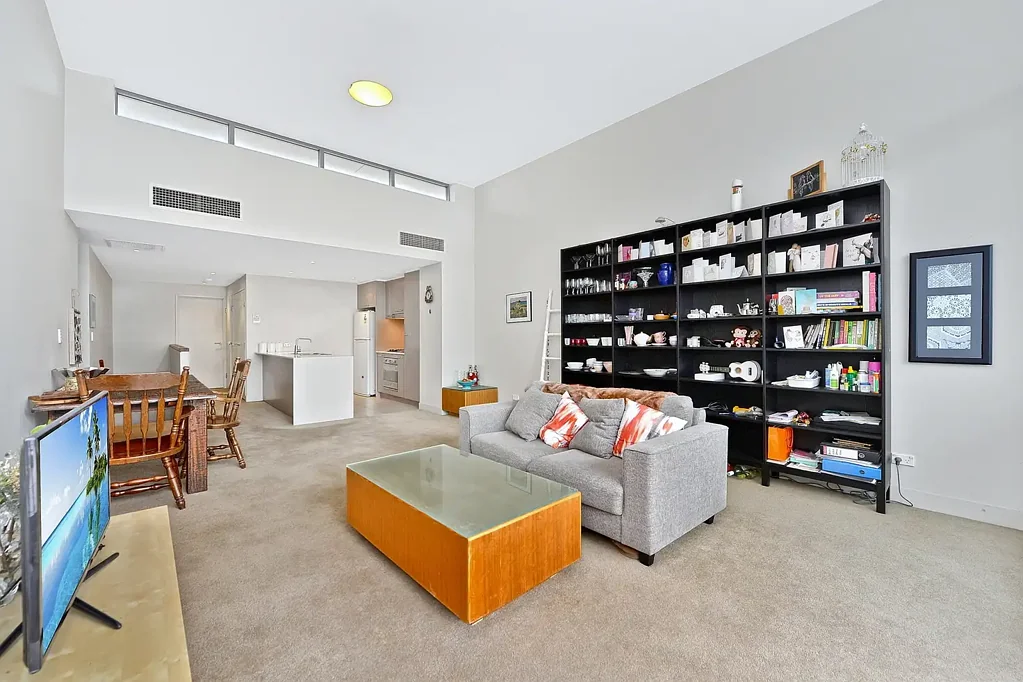 Modern Split level Two Bedroom Apartment