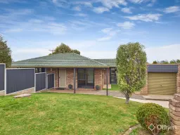 1/23 Montgomery Street, Warragul