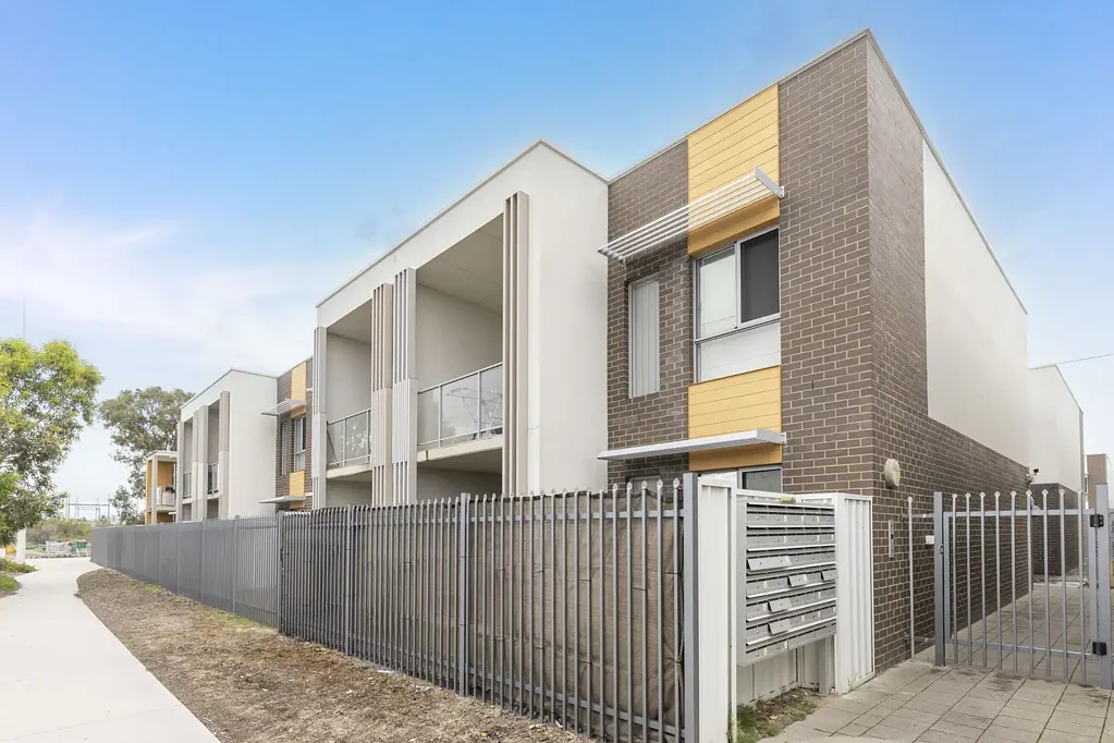 Unit 61/16 Grey St, Cannington, WA 6107