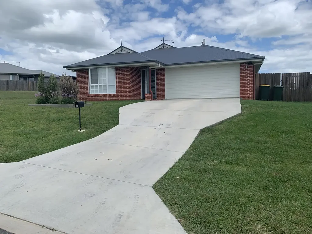 Modern Brick 4  Bedroom Home