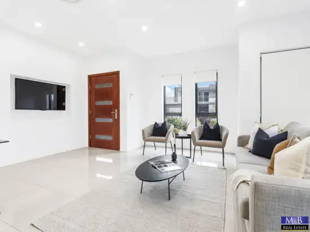 The Ponds 4ਬੈੱਡਰੂਮ New Like, Stunning Home, Best Price and Better Investment Returns