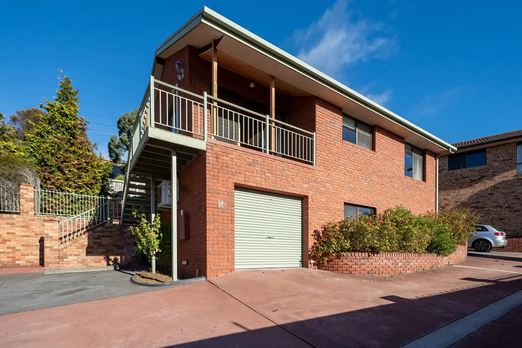 Sunny 2-Bed Home in Berriedale