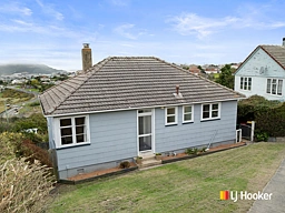 44 Stenhope Crescent, Corstorphine