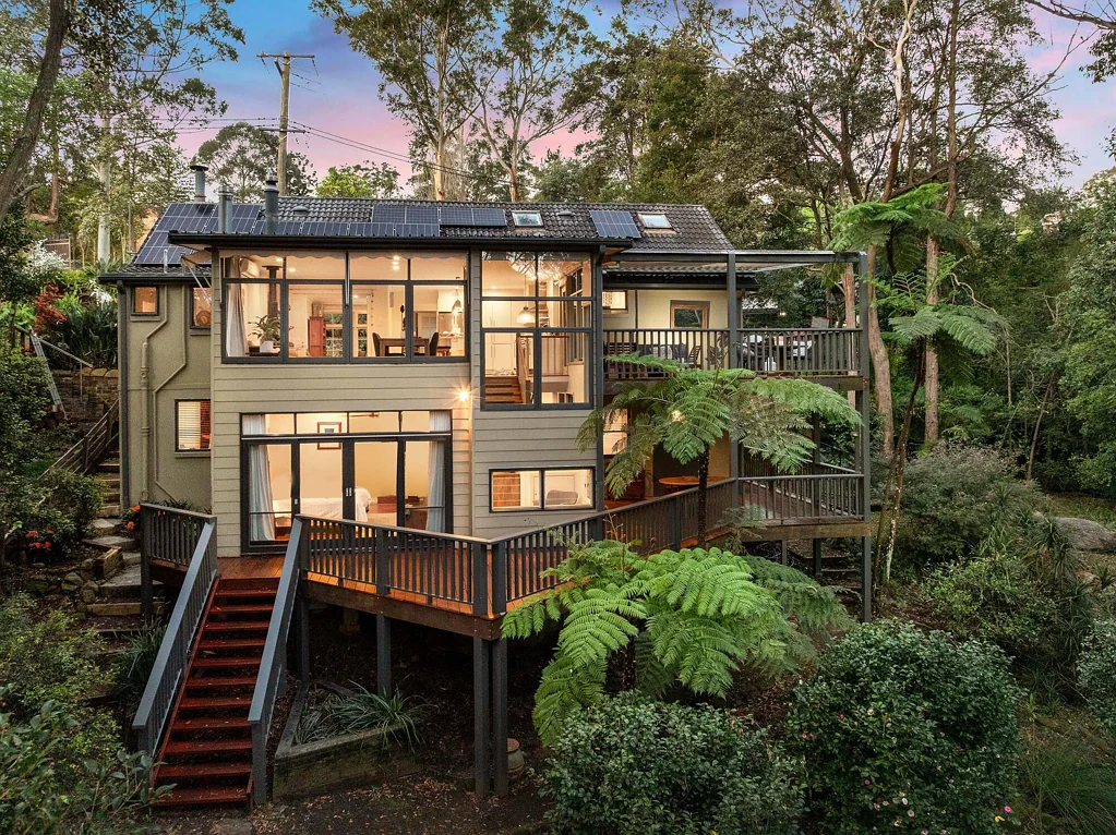Wahroonga 5ਬੈੱਡਰੂਮ Views, lifestyle and a fabulous family escape