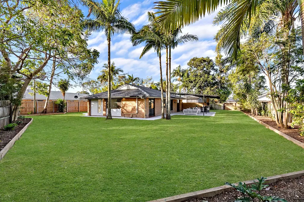 Loganholme 4 Bedroom An Immaculate Family Home on a Standout 1091m2 block with Shed!