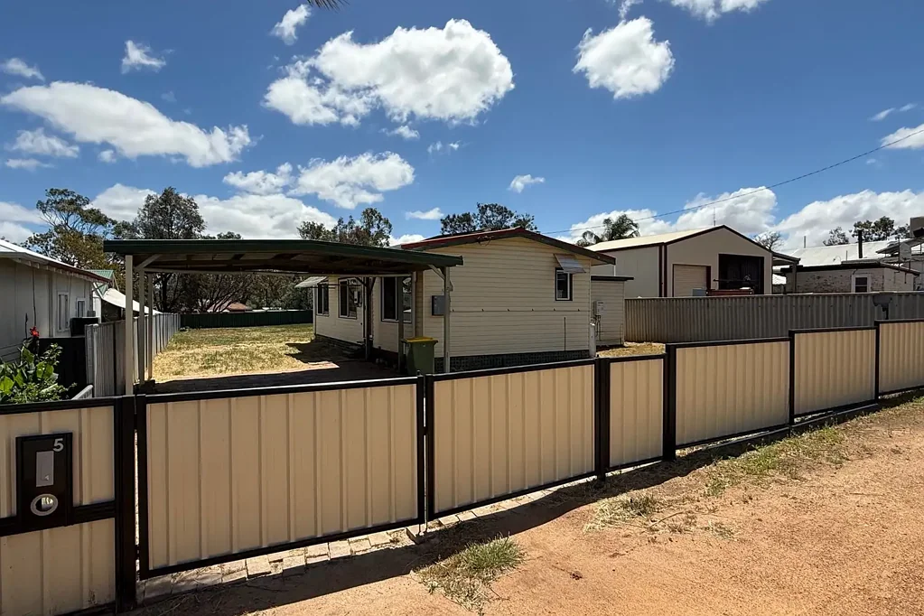 5 Edwards Street, York, WA 6302