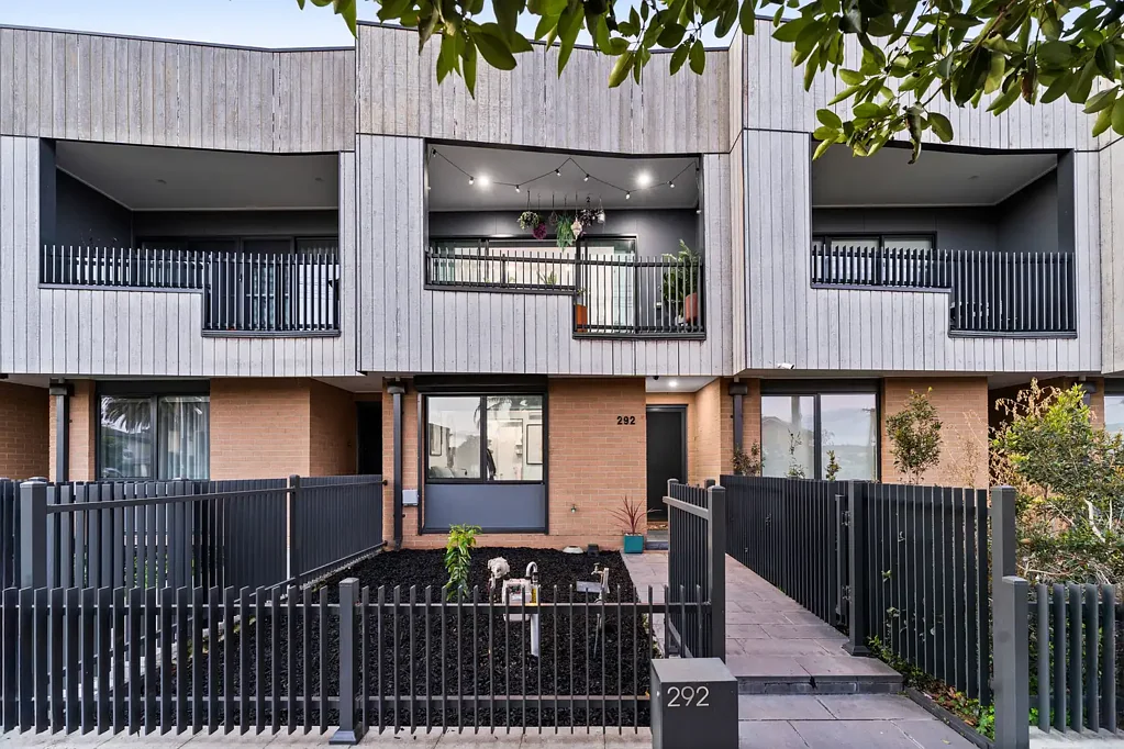 292 Blackshaws Road, Altona North, VIC 3025