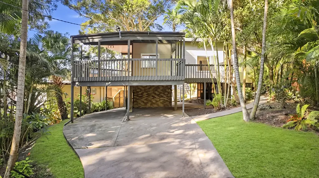 Macmasters Beach 4房  Tropical Beach Shack with Endless Potential