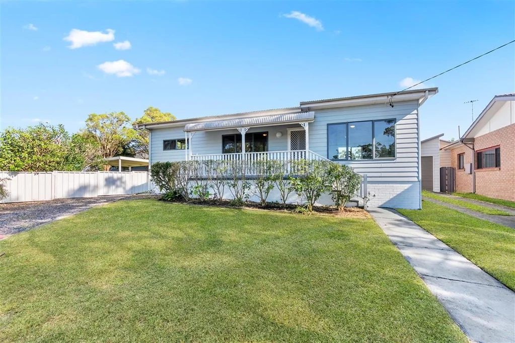 19 Joy Street, Gorokan, NSW 2263