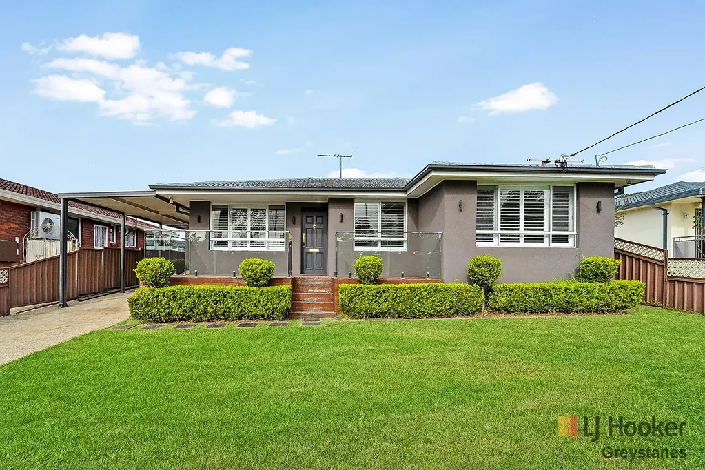 Greystanes 3房 翻新砖房 3卧 556㎡宽地 石台面厨房 私密庭院 面向购物中心 潜力无限 RENOVATED HOME, HIGH SIDE R3 ZONED