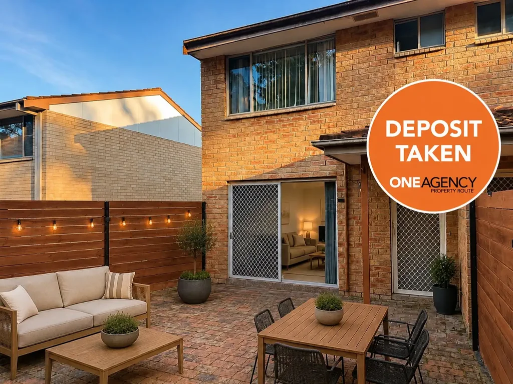 LARGE 2 BEDROOM 2 BATHROOM TOWNHOUSE