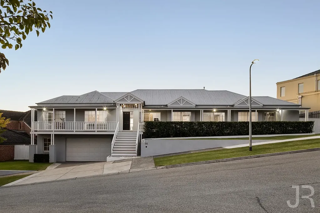 13 Yaldara Drive, Berwick, VIC 3806