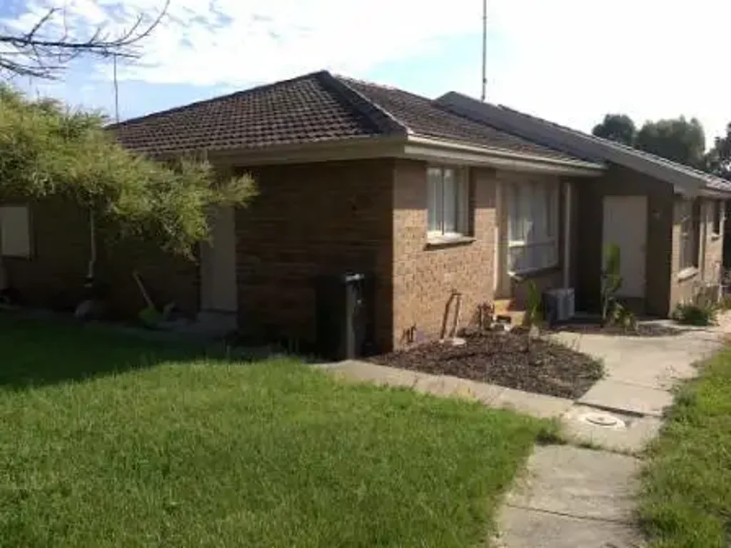TWO BEDROOMS IN A BRILLIANT LOCATION!