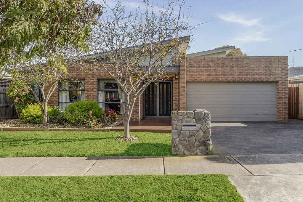 Ocean Grove 4房  Next-Level Luxury in a Premier Inner-Village Setting