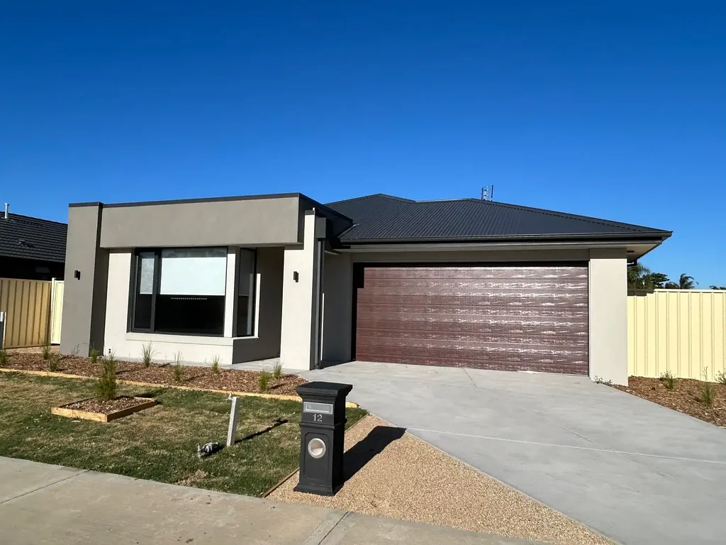 12 Remembrance Drive, Numurkah, VIC 3636