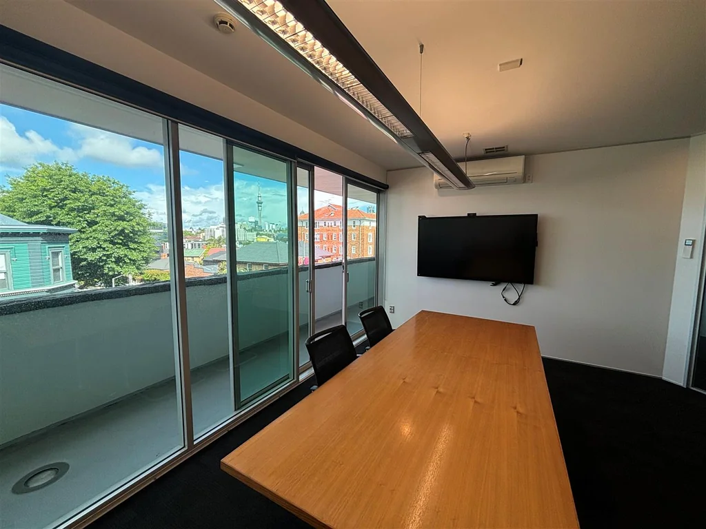 Parnell Prime Parnell Office with Deck