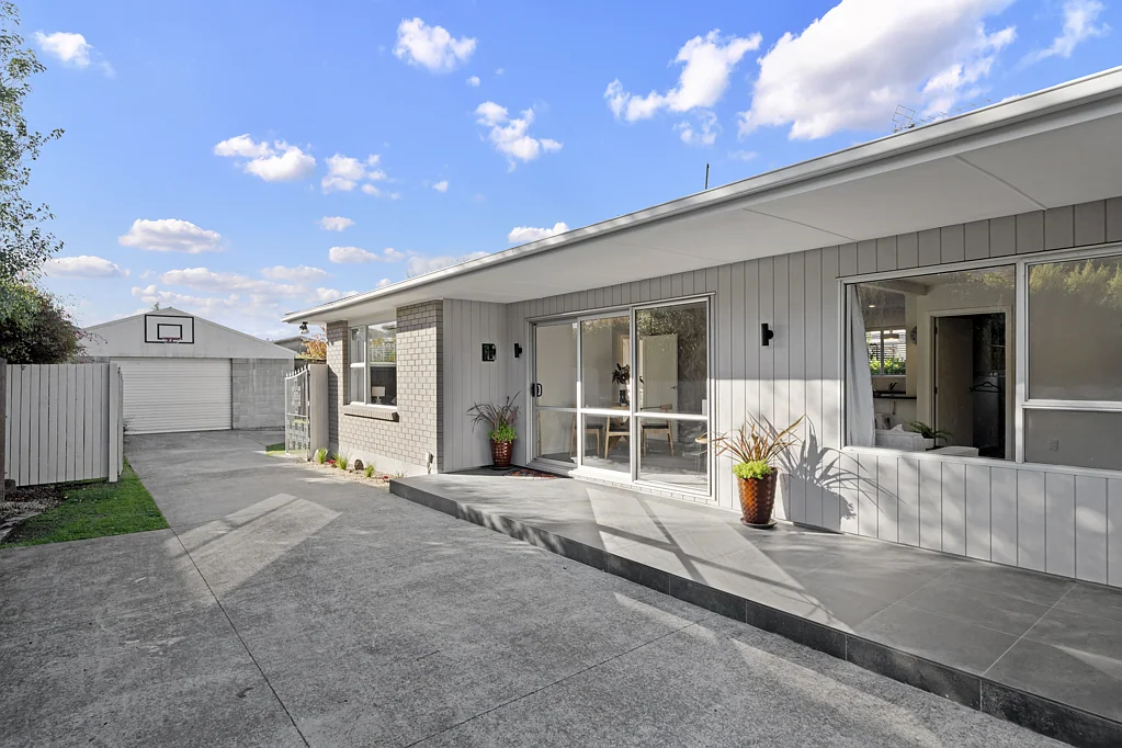 1A Leonard Place, Saint Martins, Christchurch, Canterbury