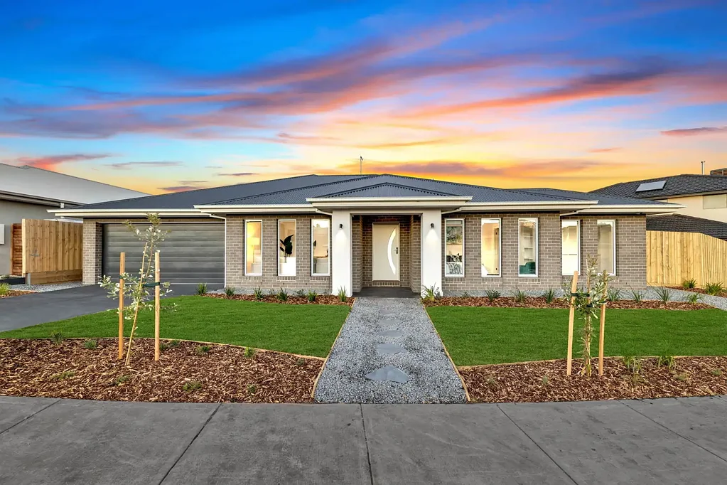 Bonnie Brook 4chambre A Home You'll Love in Prestigious Woodlea on 614m² (Approx.)..