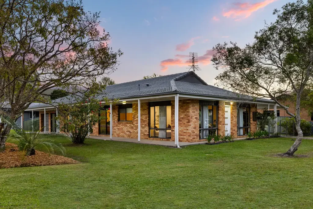 47 Bulgoon Crescent, Ocean Shores, NSW 2483