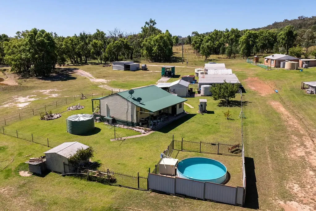 Mudgee FREEDOM, FRESH AIR & SPACE TO ROAM ON 80 ACRES
