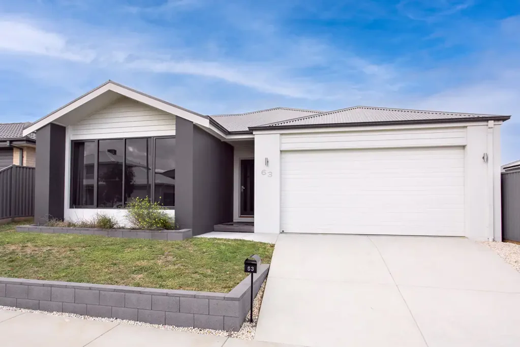 AMAZING 4 BEDROOM HOME ALFREDTON