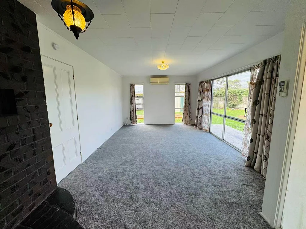 A LOVELY THREE BEDROOM UNIT
