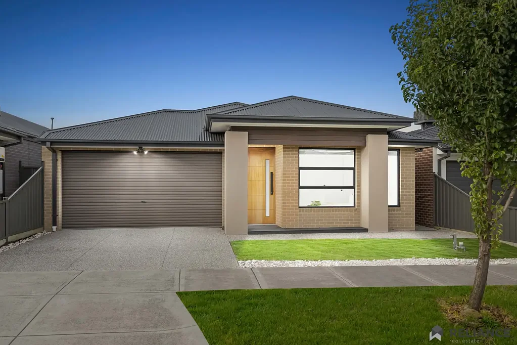 12 Quadrant Street, Greenvale, VIC 3059