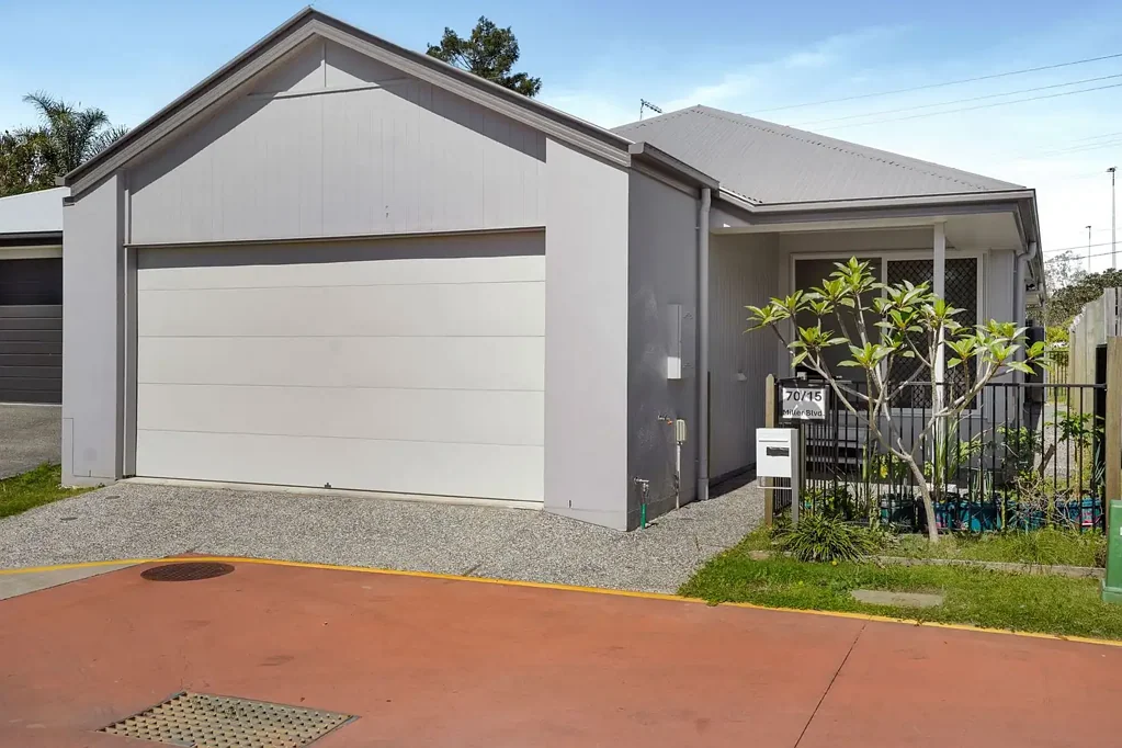 Lawnton 4 Slaapkamer Modern Low-Maintenance Living in a Convenient Family-Friendly Location