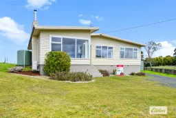 1683 Pine Road, South Riana