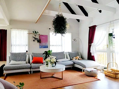 Well presents 4 bedrooms and 2 bathrooms house in Goodwood Heights.