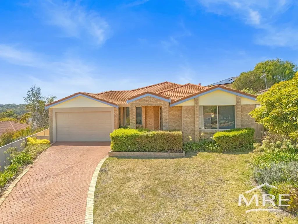 Spencer Park 4房  SPACIOUS FAMILY HOME WITH ELEVATED OUTLOOK