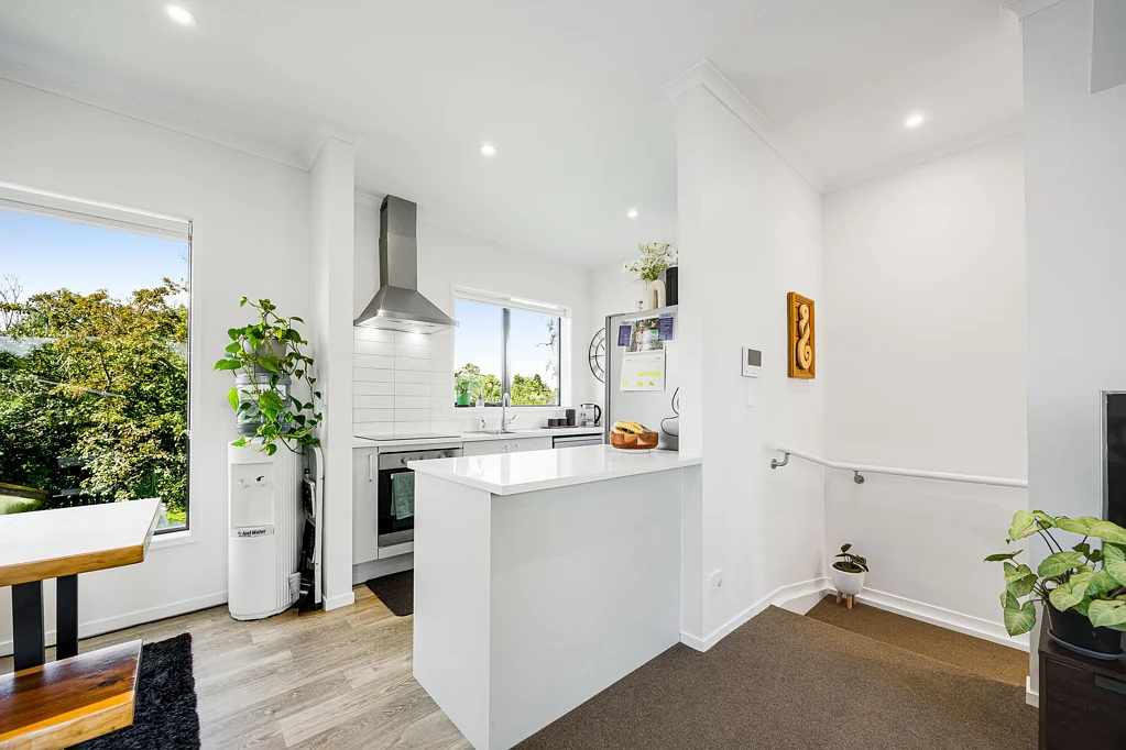 Te Atatu Peninsula 3 Slaapkamer Prime Brick Living - Cafe Culture