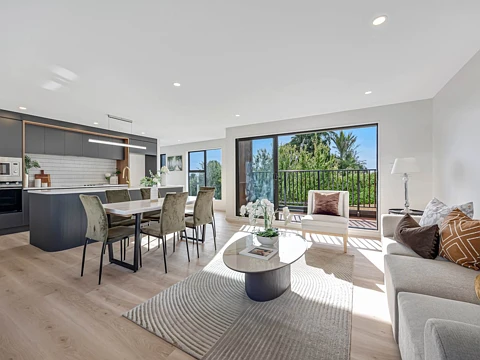 8B Baird Street, Howick, Manukau City