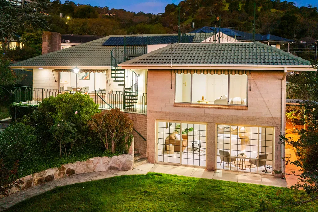 4 Howard Court, Glen Osmond, SA 5064
