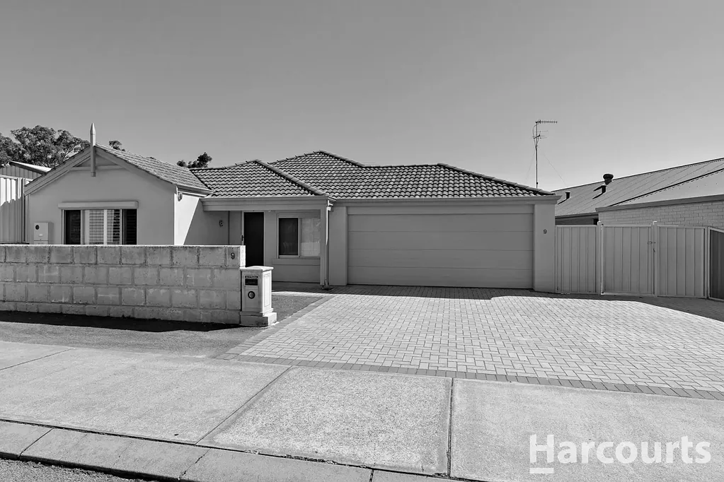 9 Ipswich Parkway, Greenfields, WA 6210