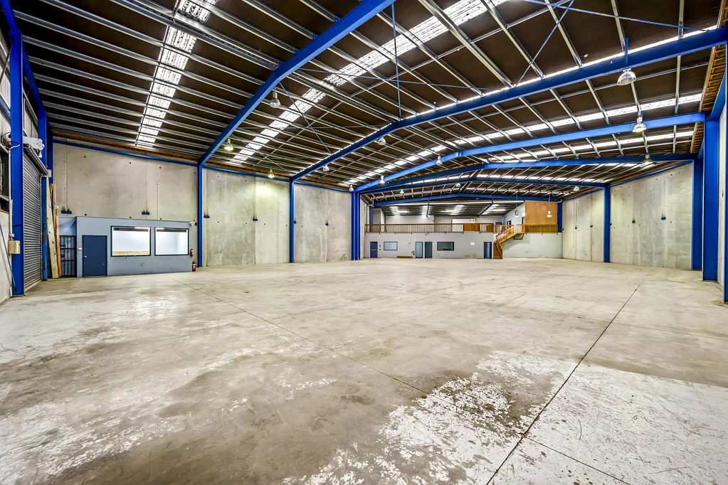 Takanini High stud, tilt slab industrial - Takanini