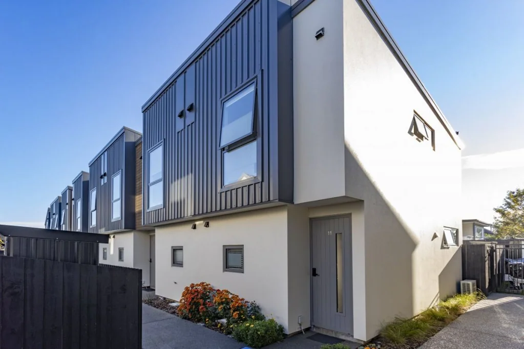 Woolston 2 Slaapkamer Beat The Crowd, Affordable.