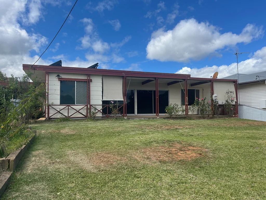 Coonabarabran 3chambre A Great Value ....  Investors, First Home Buyers...