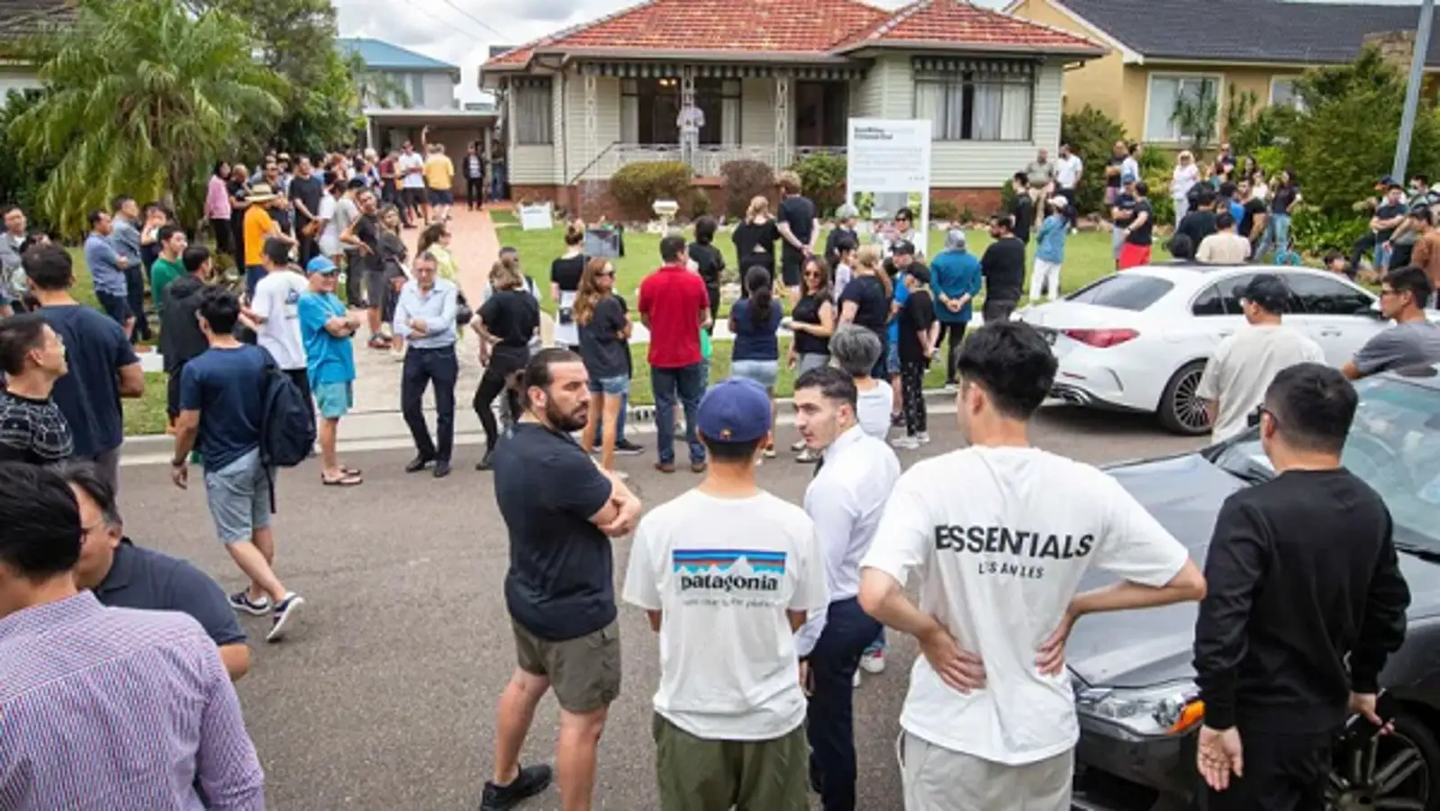 Westpac最新警告：房市即将涌入50多万购房大军！这一地区成首选“买房地”！