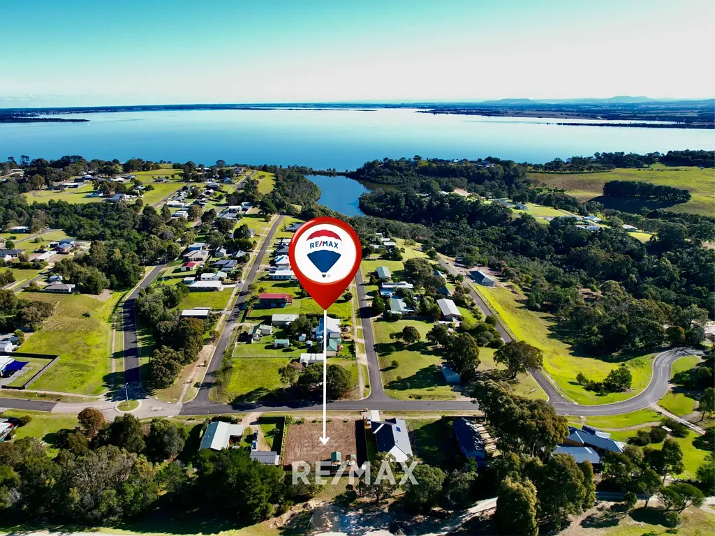 Metung Discover the Perfect Canvas on this Large Block of Land