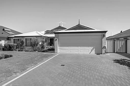 11 Ferncliffe Parkway, Meadow Springs
