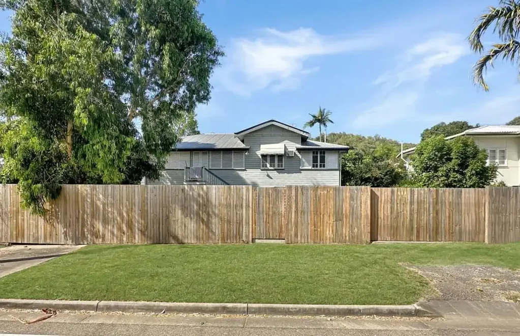 CLASSIC QUEENSLANDER CHARM IN THE HEART OF WEST END + HOME OFFICE
