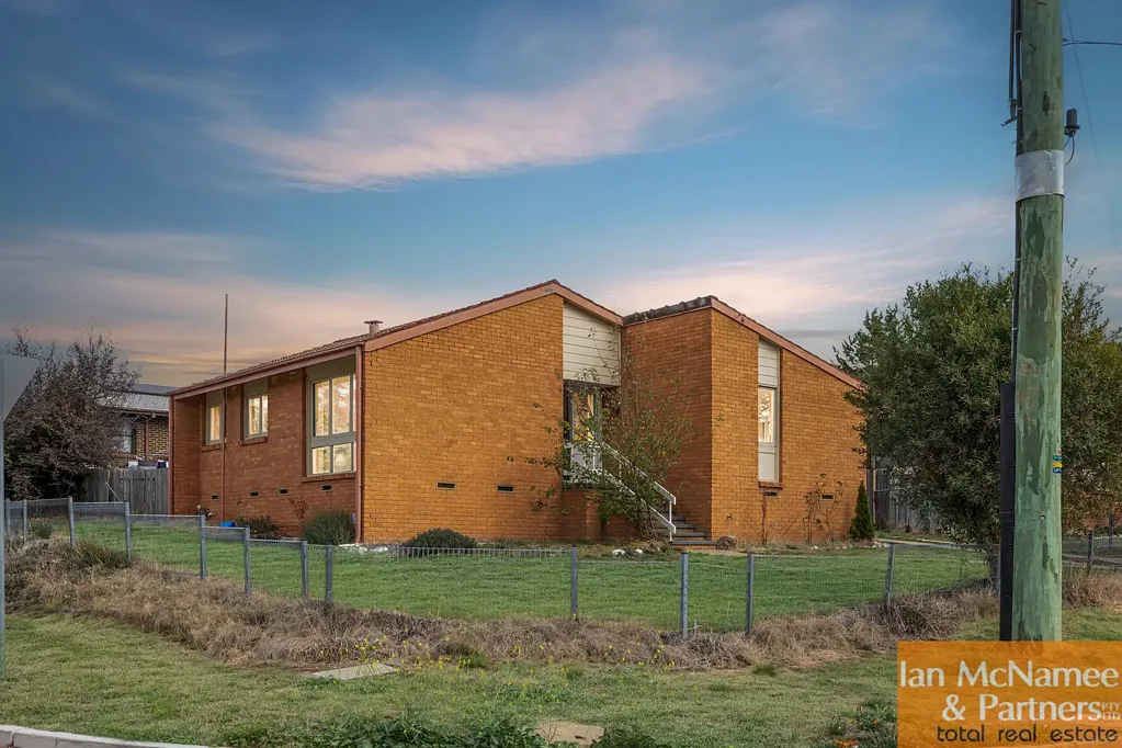 94 Southbar Road, Queanbeyan, NSW 2620