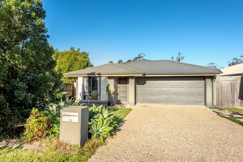 Coomera 4房  Modern Family Living in a Quiet, Convenient Pocket
