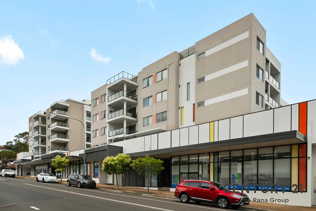 Seven Hills 2कमरा Modern Apartment Offering Style, Space & Convenience - Walk to the Station