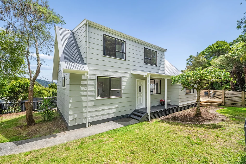 13 King Charles Drive, Kingsley Heights, Upper Hutt, Wellington