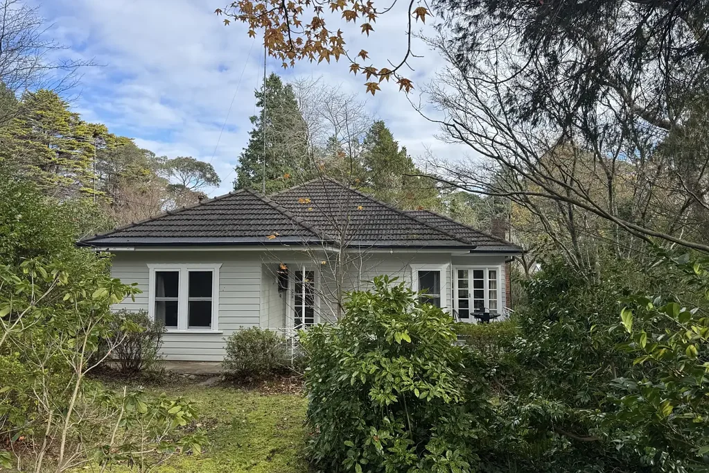 Cosy Mountain Cottage in a Peaceful Leura Setting