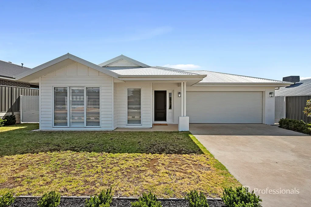 14 Worrall Court, Maryborough, VIC 3465