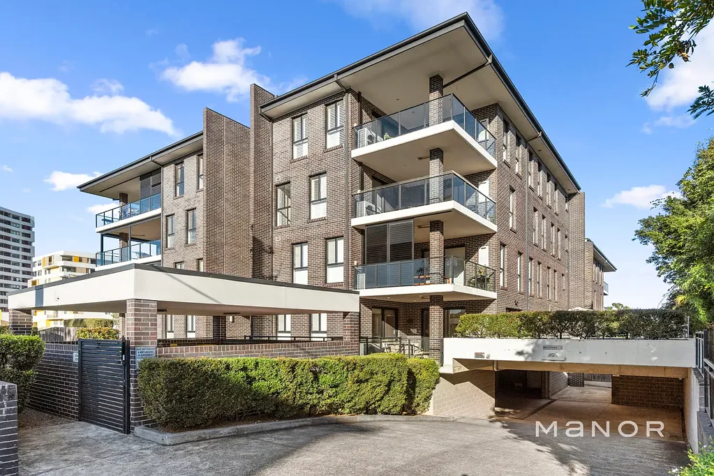 Baulkham Hills 2房  Ground Floor Spacious Entertainer